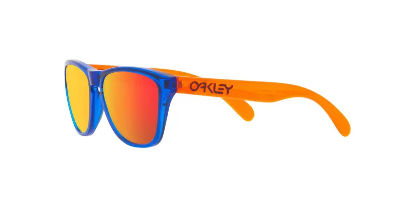 OAKLEY